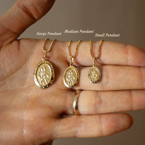 Real Solid 10K Gold Saint Christopher Medium Size Oval Pendant Stamped10K ITALY - Picture 4 of 5